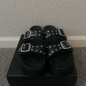 Double Strap Buckle Platform Sandals | Black&Silver